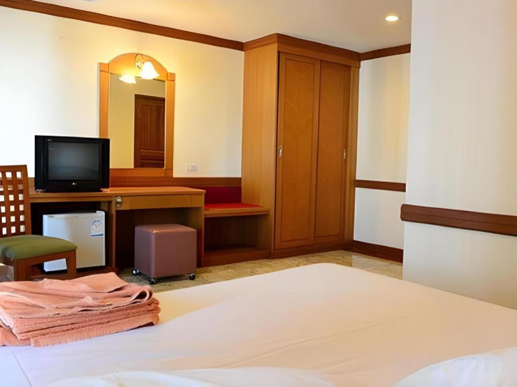 פאטאיה P.72 Hotel מראה חיצוני תמונה