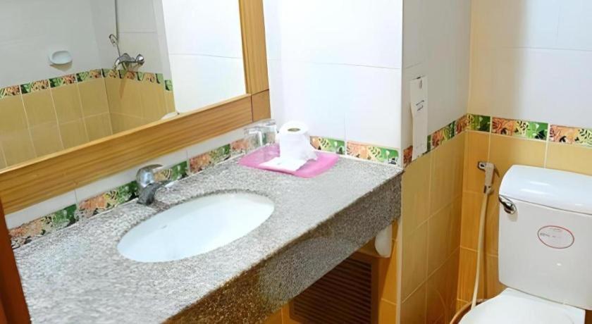 פאטאיה P.72 Hotel מראה חיצוני תמונה