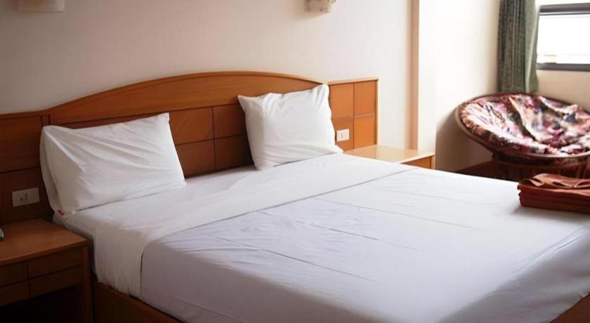 פאטאיה P.72 Hotel מראה חיצוני תמונה